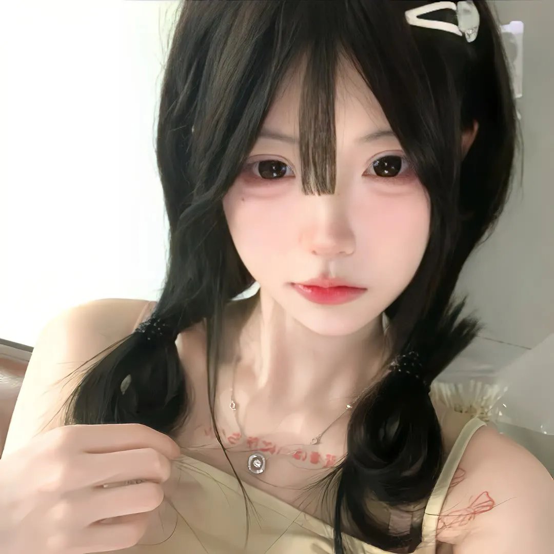 夜深血红